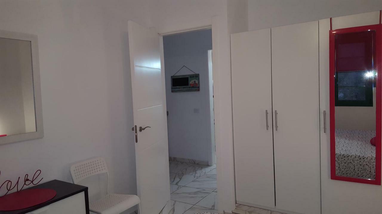 Puerta Del Sol La Rossa Apartment Caleta De Fuste Bagian luar foto